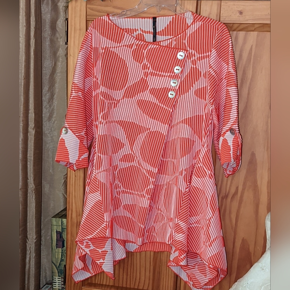 IC by Connie K asymmetrical tunic Size L